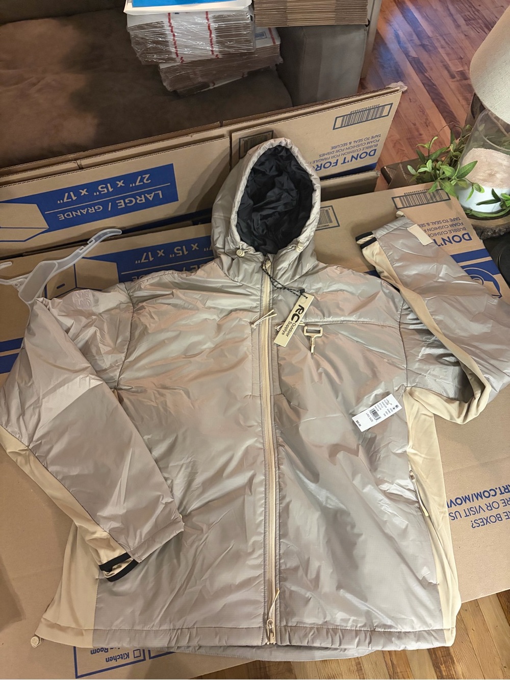 PacSun Women's Puffer Jacket - Light Beige